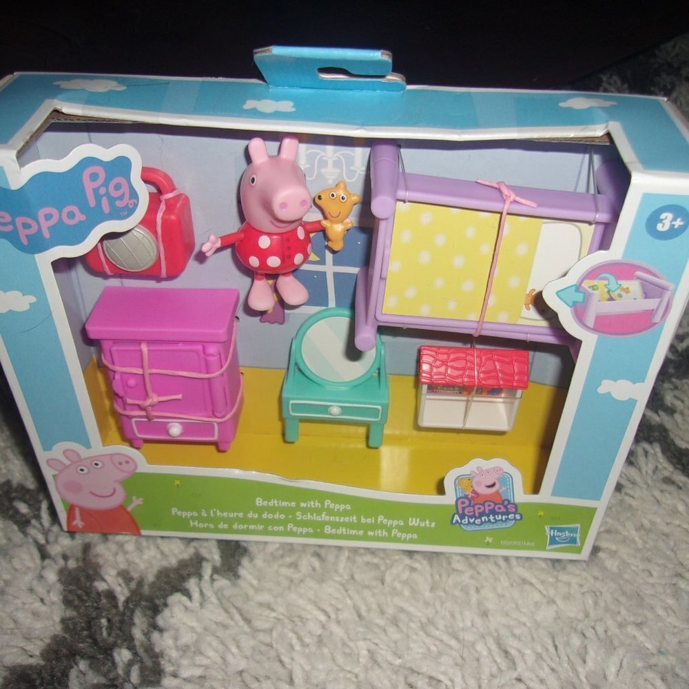 Peppa Pig Bedtime with Peppa Accessory Set New in box